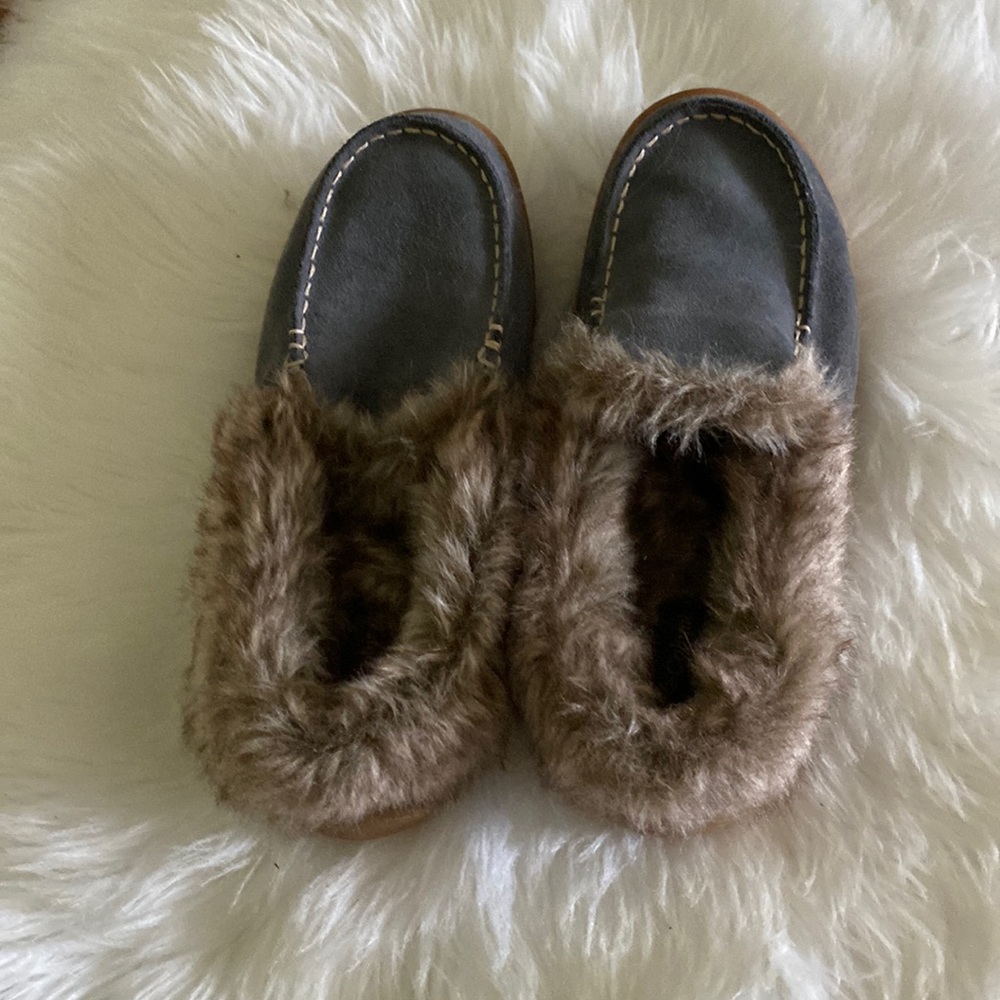 Columbia Slipons